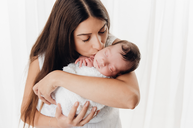 Photo avec bébé en studio paris